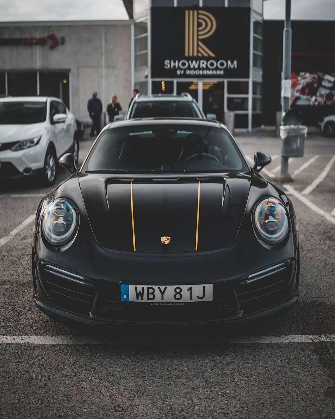 黑酷保时捷911 turbo