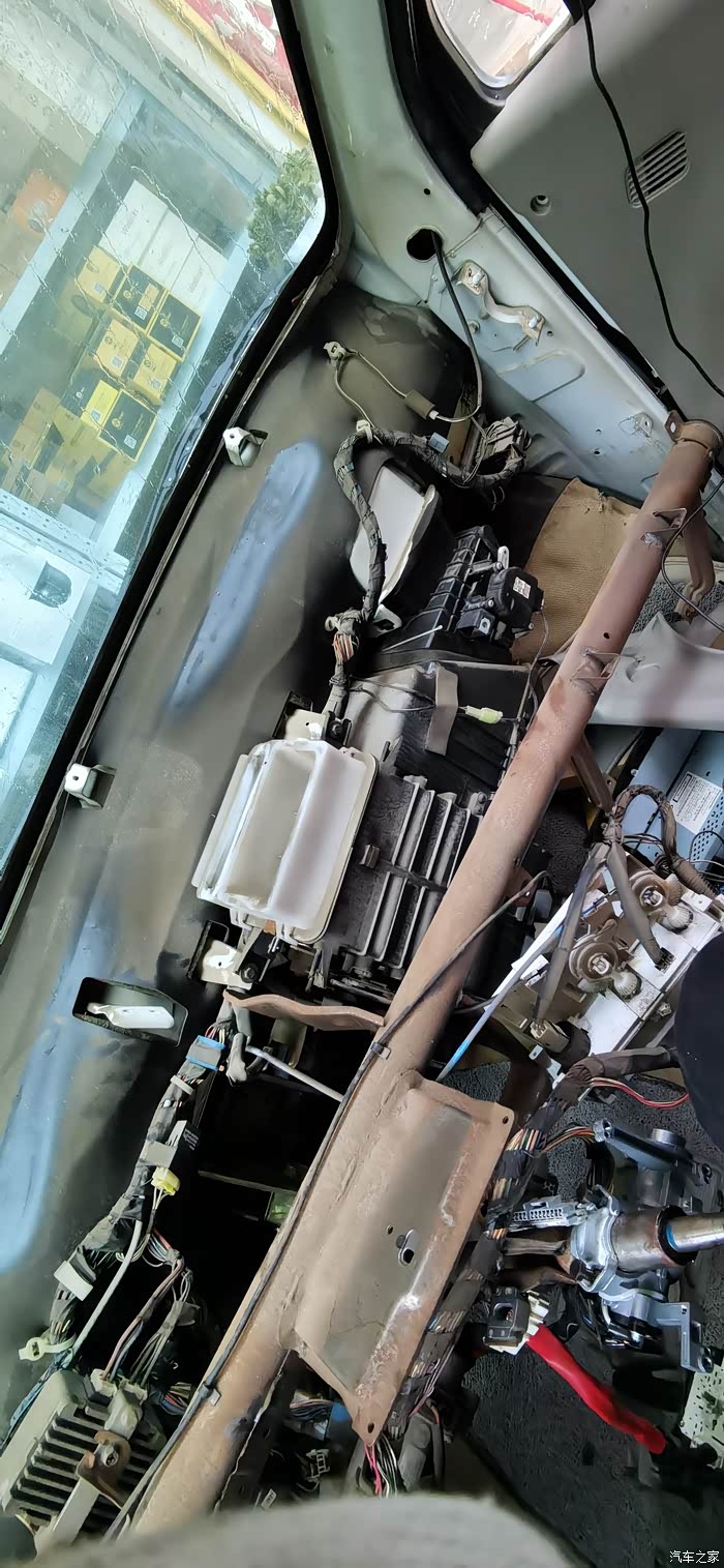 暖风小水箱换掉漏水了