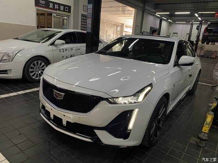 一手铂金运动ct5-准新车出售