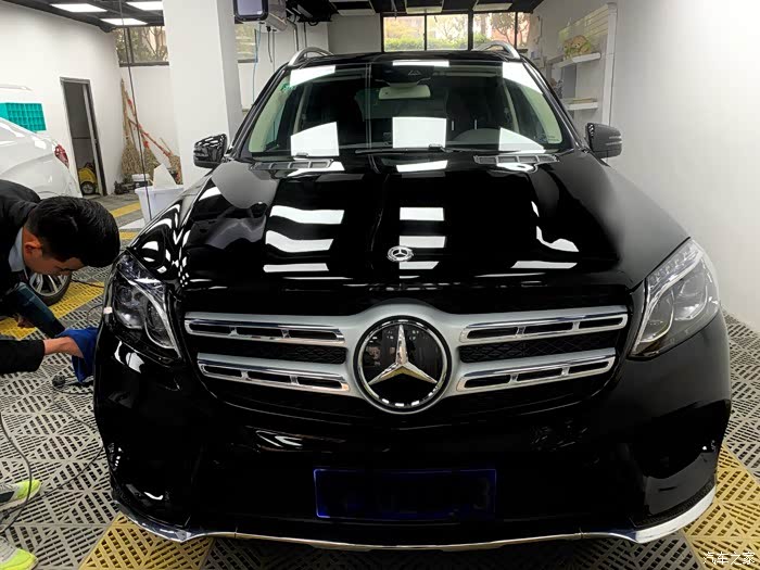 奔驰gls 2600公里用车之感受.