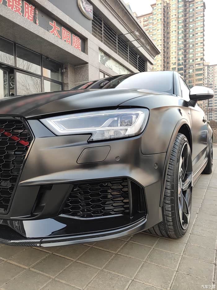 奥迪a3黑武士cys电光金属黑