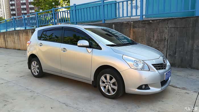 2011年6月第一批丰田逸致七座想换大汉有想接手的吗