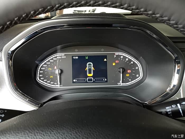 这个仪表盘有个是反的.很有新意,过开始看有点别扭.