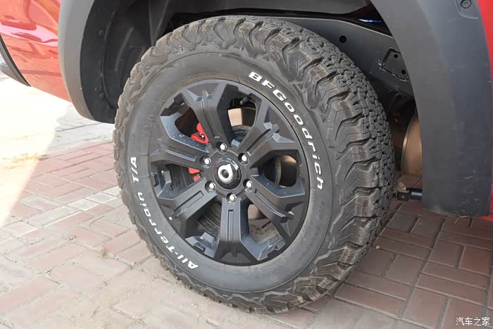 经济高速发展的时代选择性价比高的长城越野炮才是最正确的决定