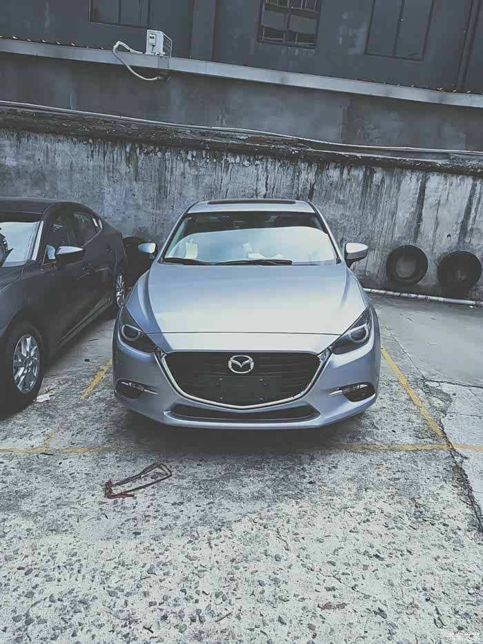 为啥没咋看到银色的小昂啊 打算入手银色