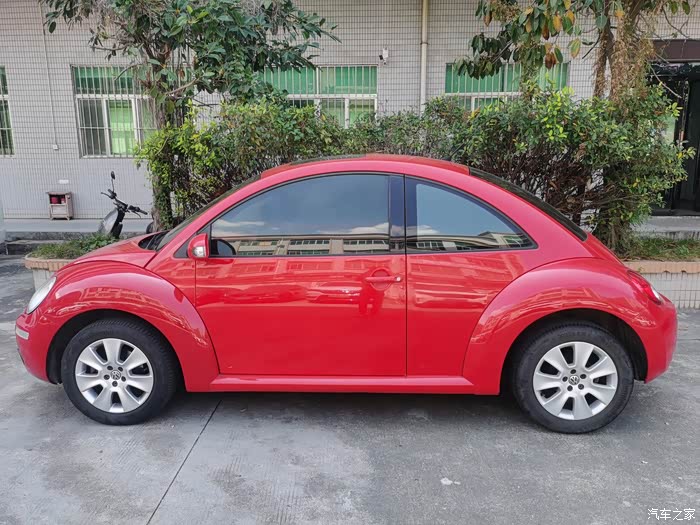 出个人二代红色甲壳虫车商中介匆扰