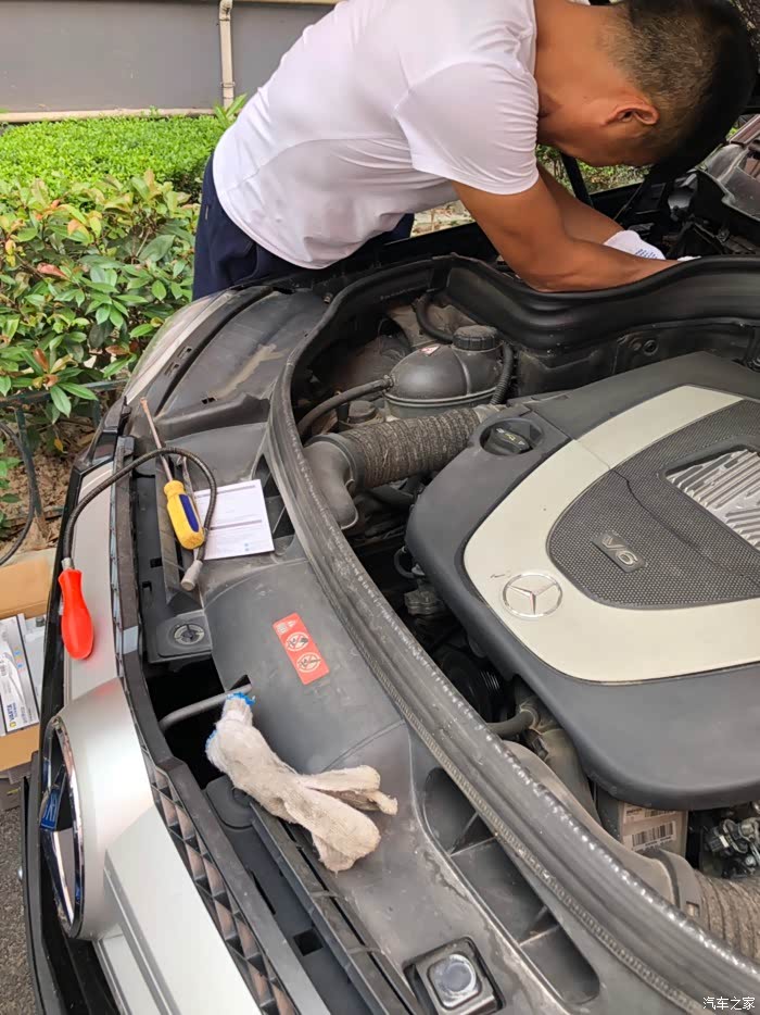 【图】换电瓶正当时_奔驰glk级论坛_汽车之家论坛