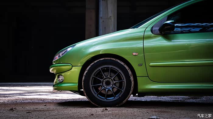 十八子拍车之老车翻新改装之标致206