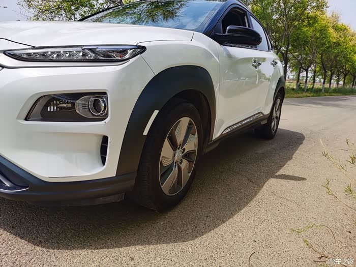 现代人开现代汽车北京现代昂希诺ev