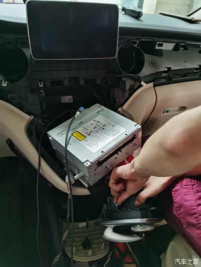 奔驰v260加装carplay分享