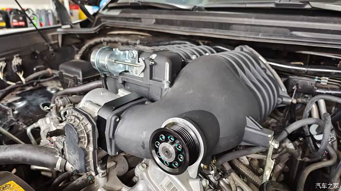 陆巡40trd同款机械增压美国伊顿机械增压器