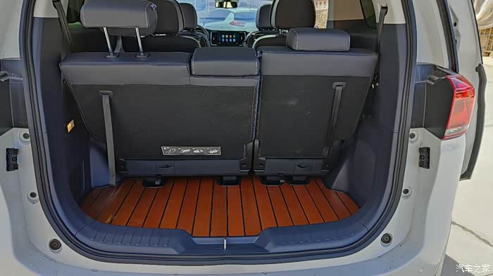 广汽传祺m8实车照片分享