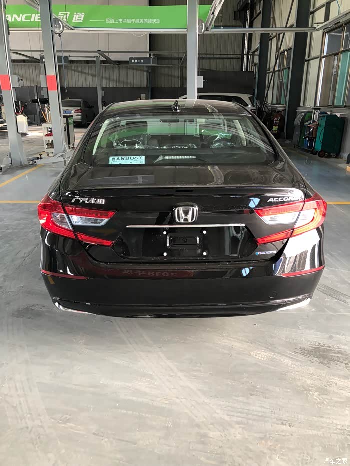 十代雅阁混动黑武士提车