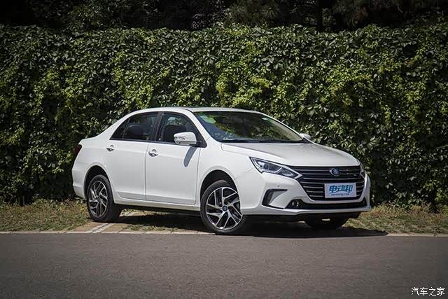 配置种类不多但是选择有窍门,比亚迪全新秦ev