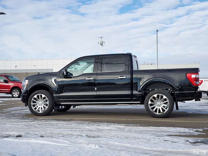 limited顶配内饰,中配lariat内饰,还有新款猛禽消息_福特皮卡论坛
