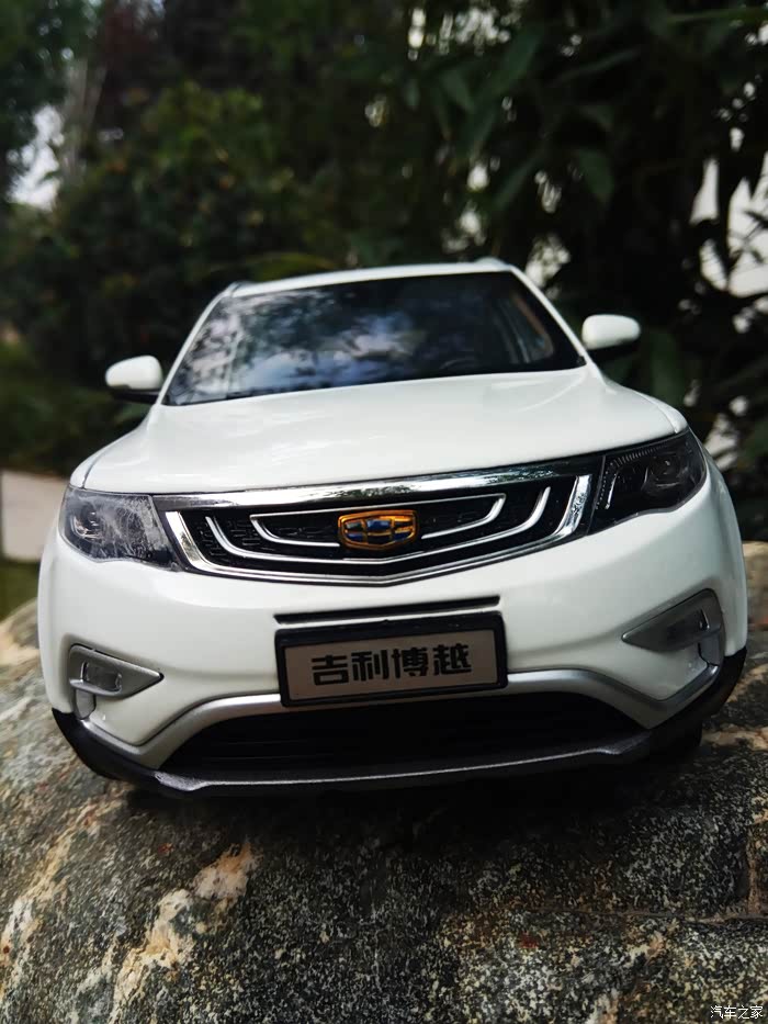 博派与石头的碰撞白色博越外观鉴赏