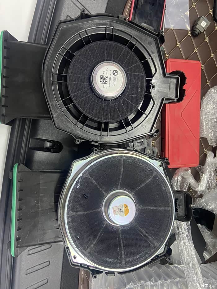 宝马2022款改款x3丐版36012喇叭音响