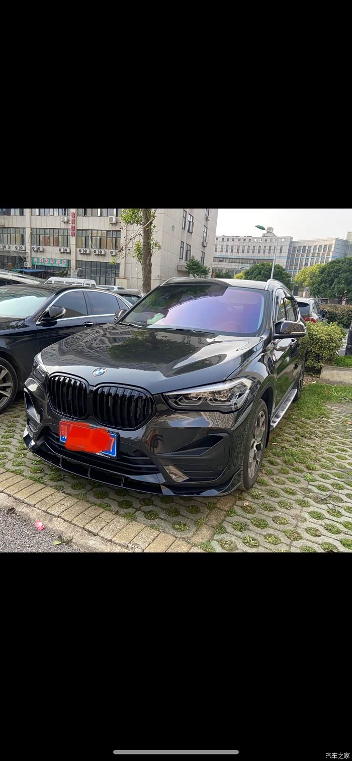 2021款x1领先发几张小改一下的图片还比较满意