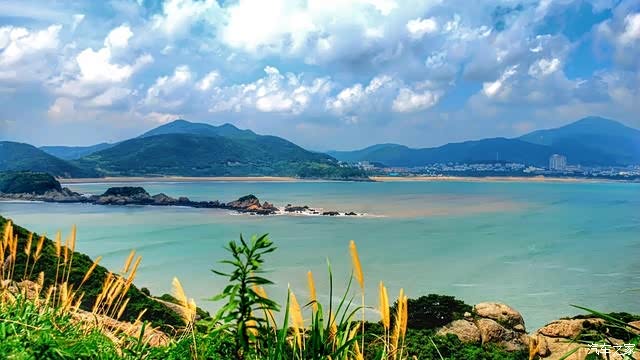 牛头山是朱家尖大青山国家公园最东面的山峰,因形状宛若向大海探首