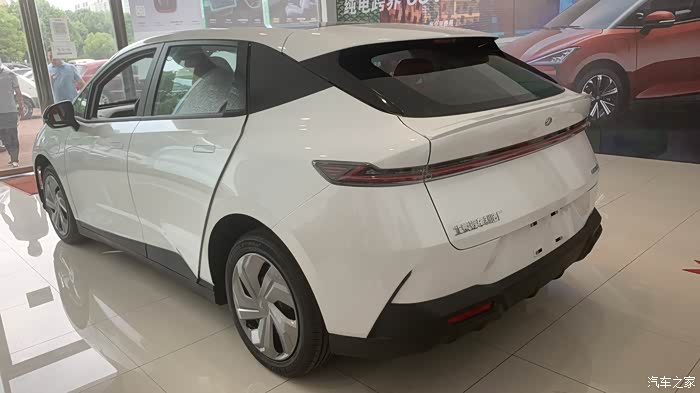 摩登新能源汽车