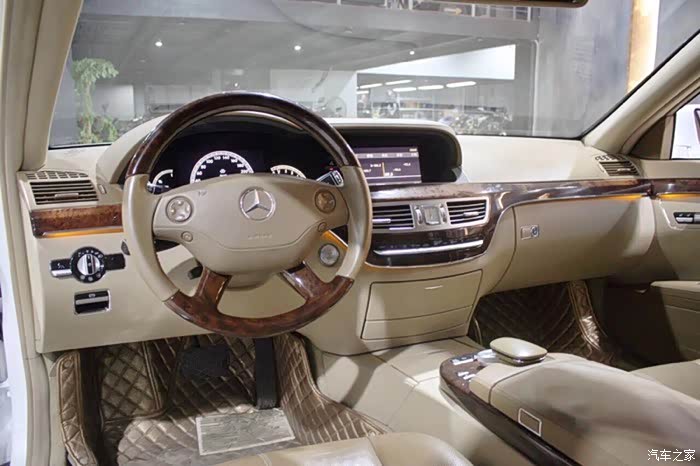 【图】08年白色221 amg套件 内饰包皮_奔驰s级论坛_汽车之家论坛