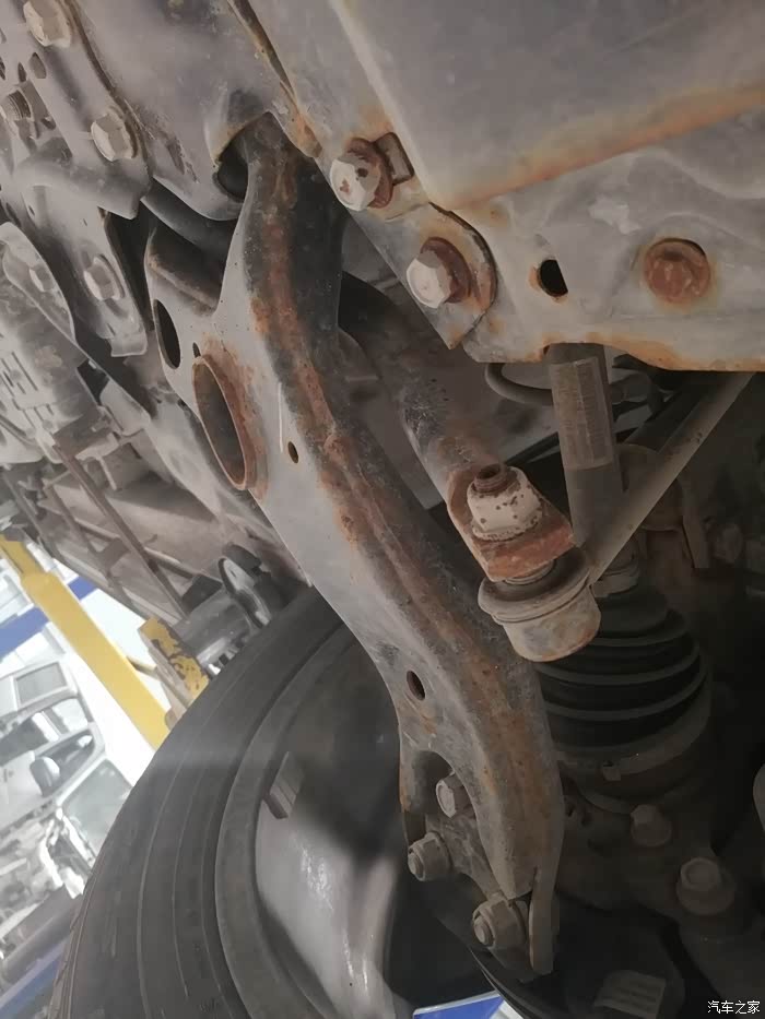 【图】18款cs75底盘生锈_长安cs75论坛_汽车之家论坛