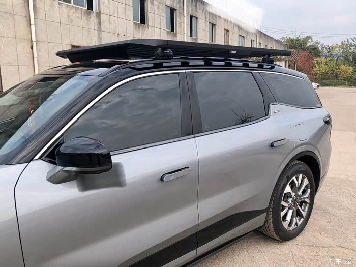 锐界l四驱至尊行安装行李架