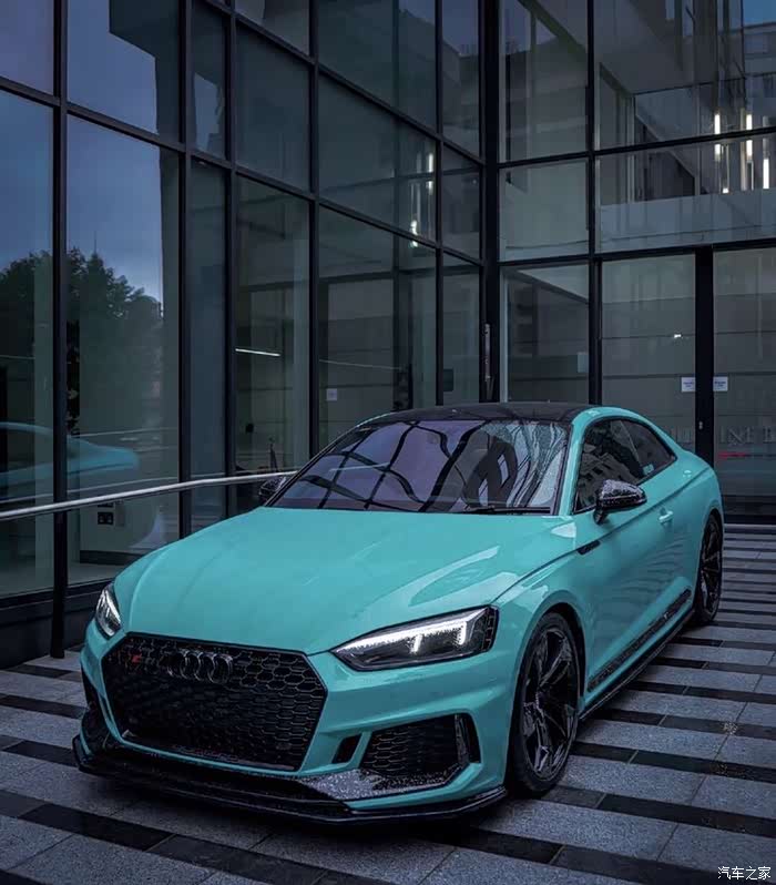 tiffany蓝的奥迪rs5 coupe,这个颜色真的太好看