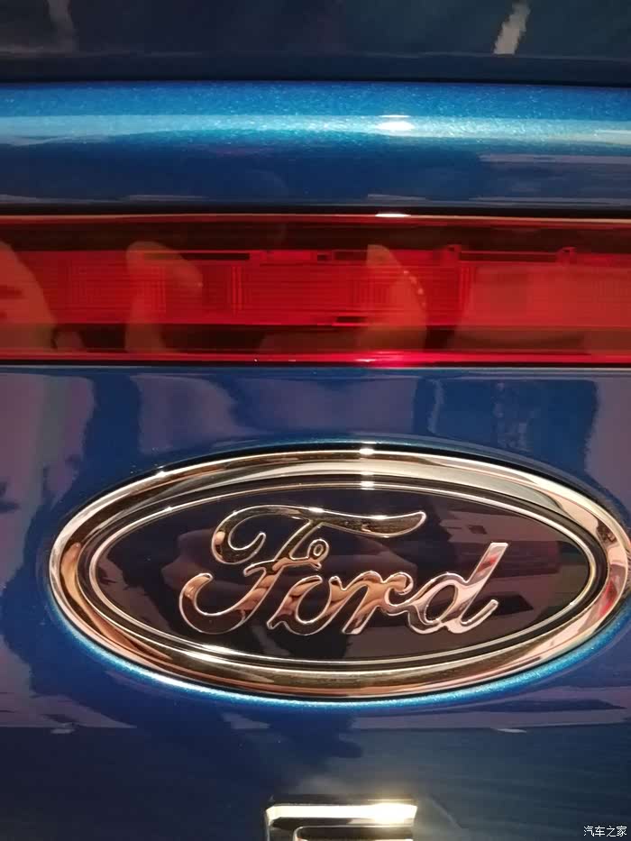 带小福回家咯~~【福克斯st-line提车记】