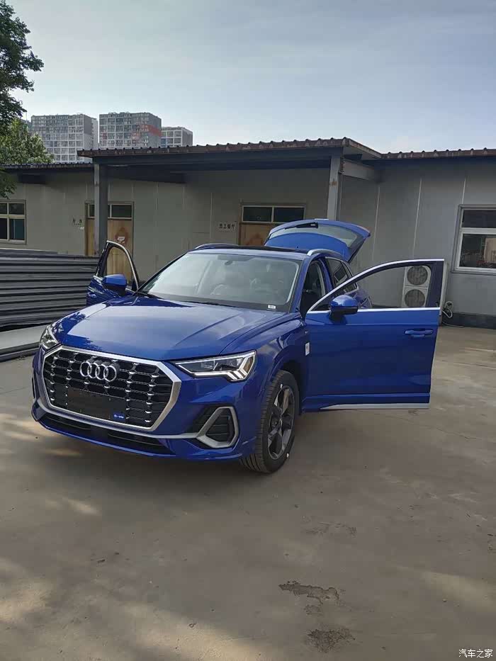 我不是大雄但也拥有属于我的蓝胖子奥迪q3雪邦蓝提车用车记