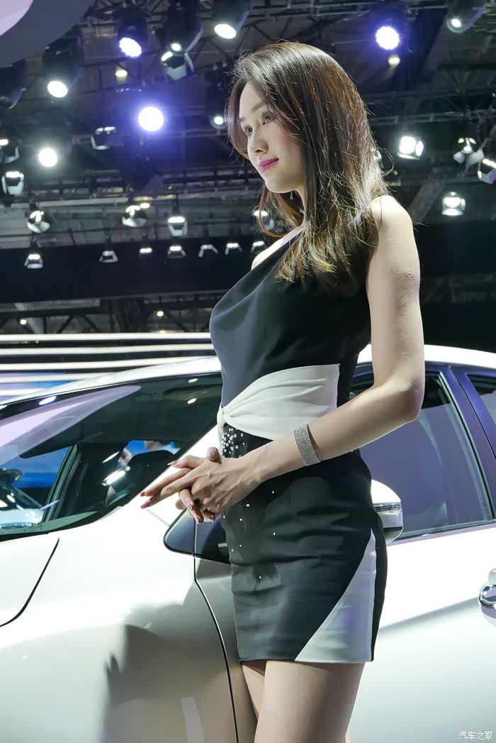 【图】车展里的美女模特_宝马x3论坛_汽车之家论坛