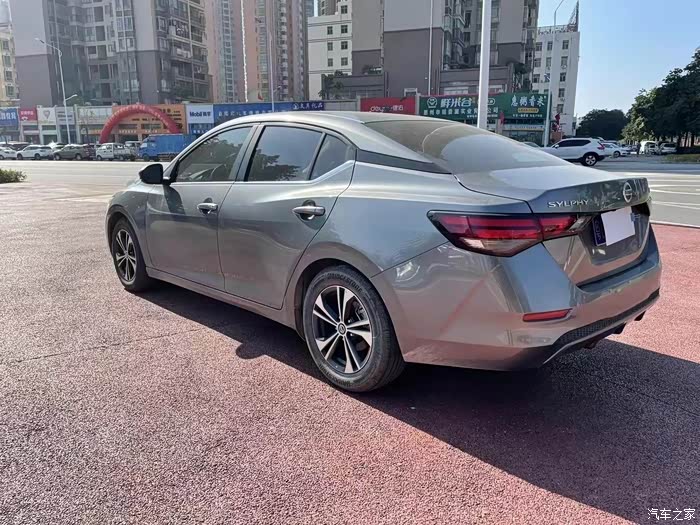 出21款14代轩逸悦享版