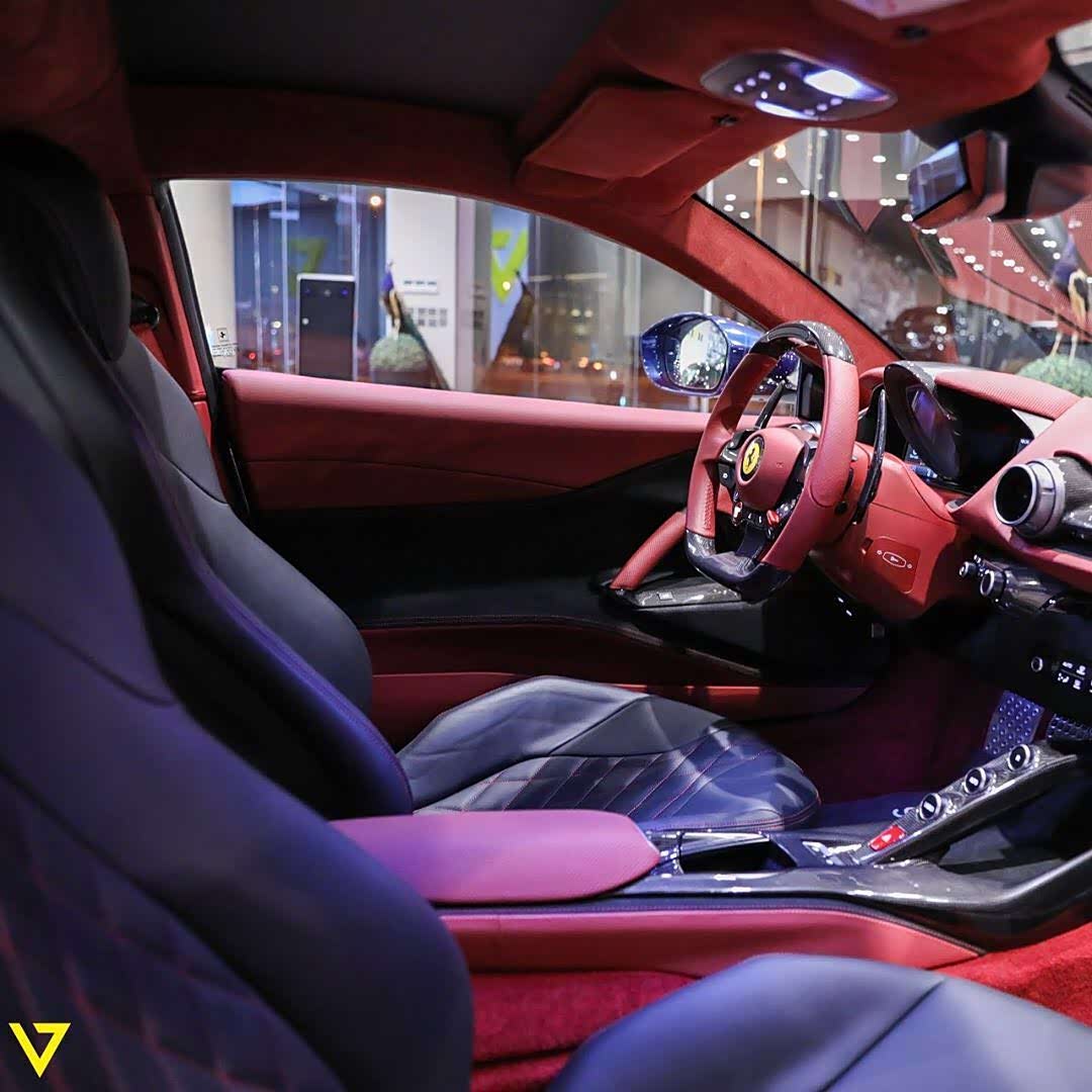 法拉利812 superfast