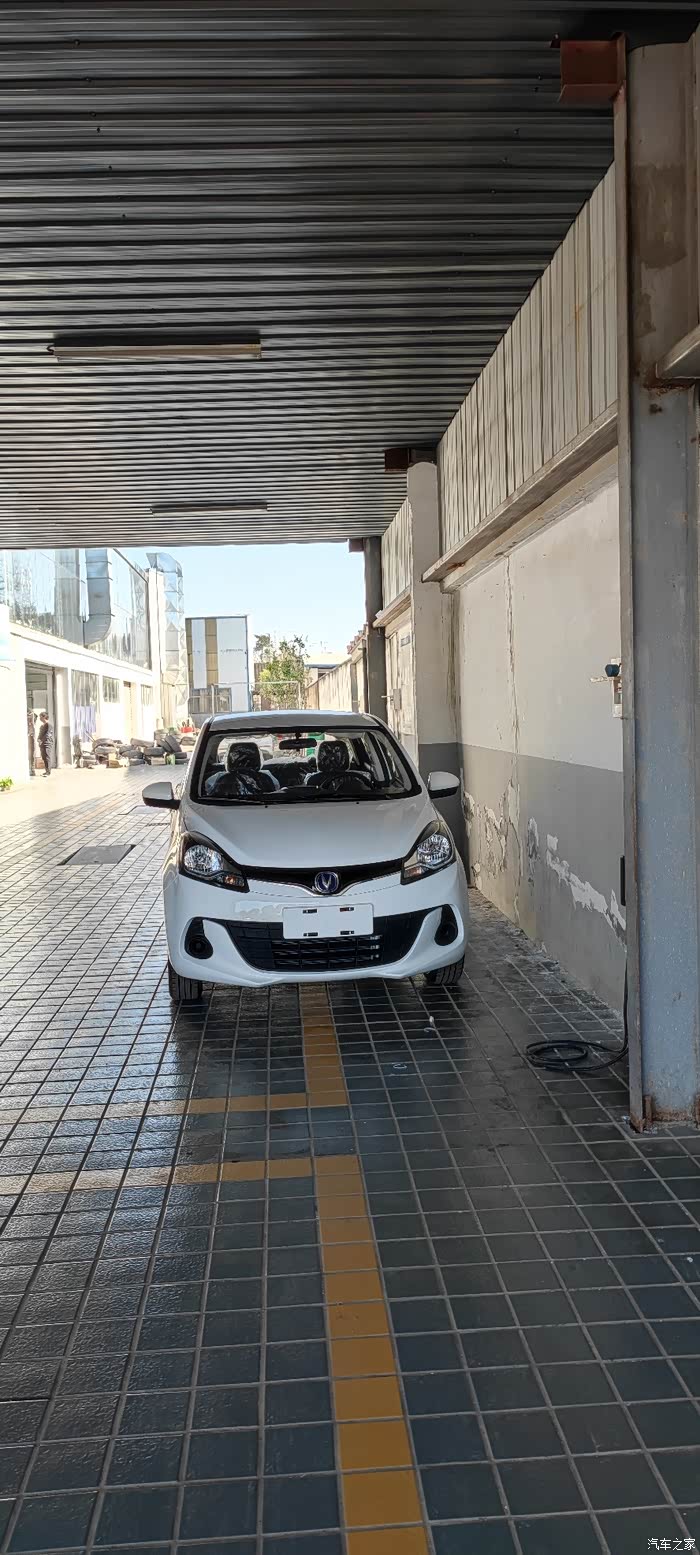 奔奔estar国民版入手