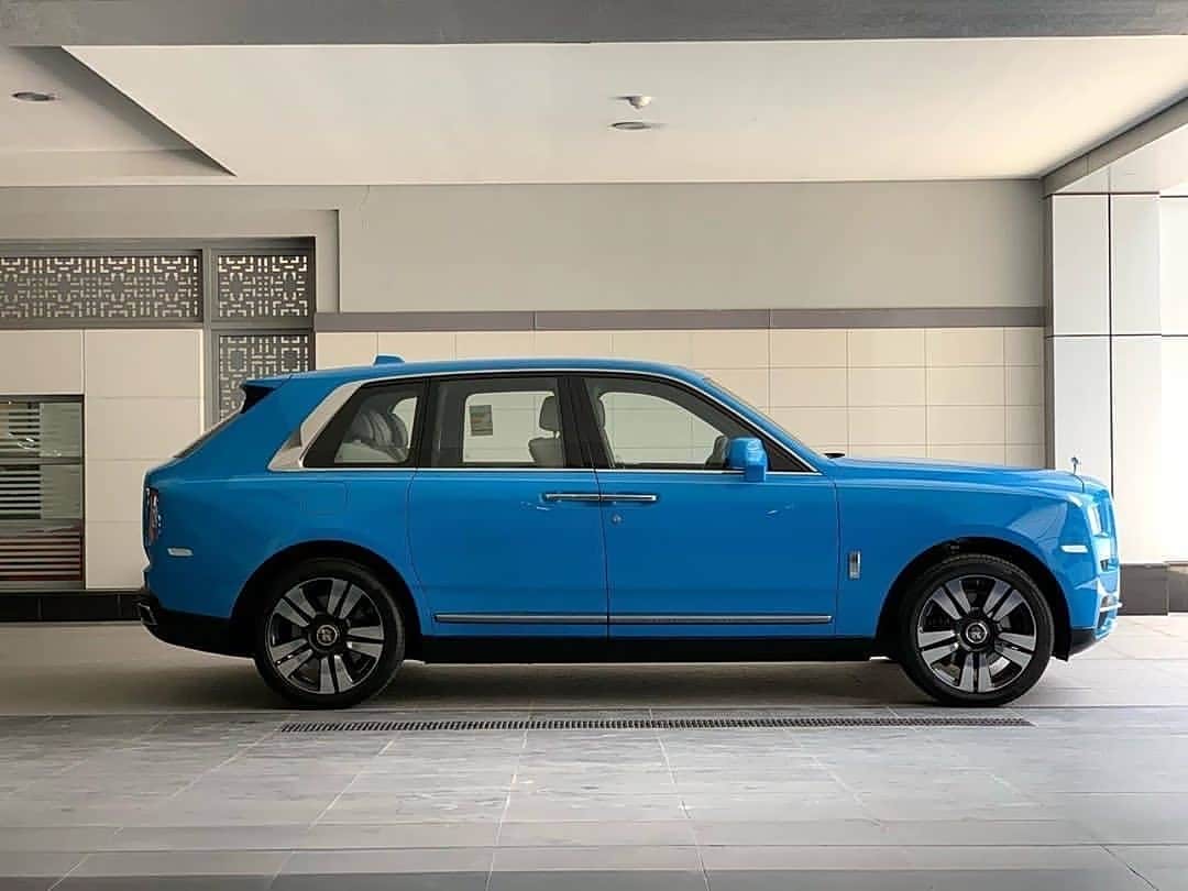 劳斯莱斯cullinan gaiileobiue 蓝色车 漆_库里南论坛_手机汽车之家