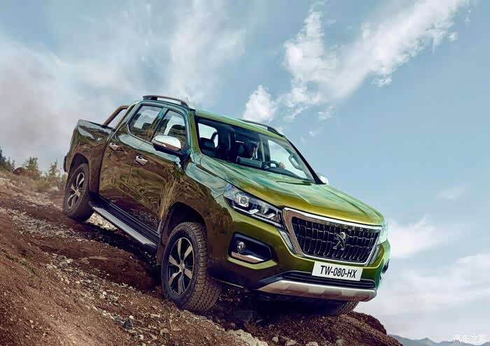 标致landtrek皮卡,可订购3 3布局最多6座位.