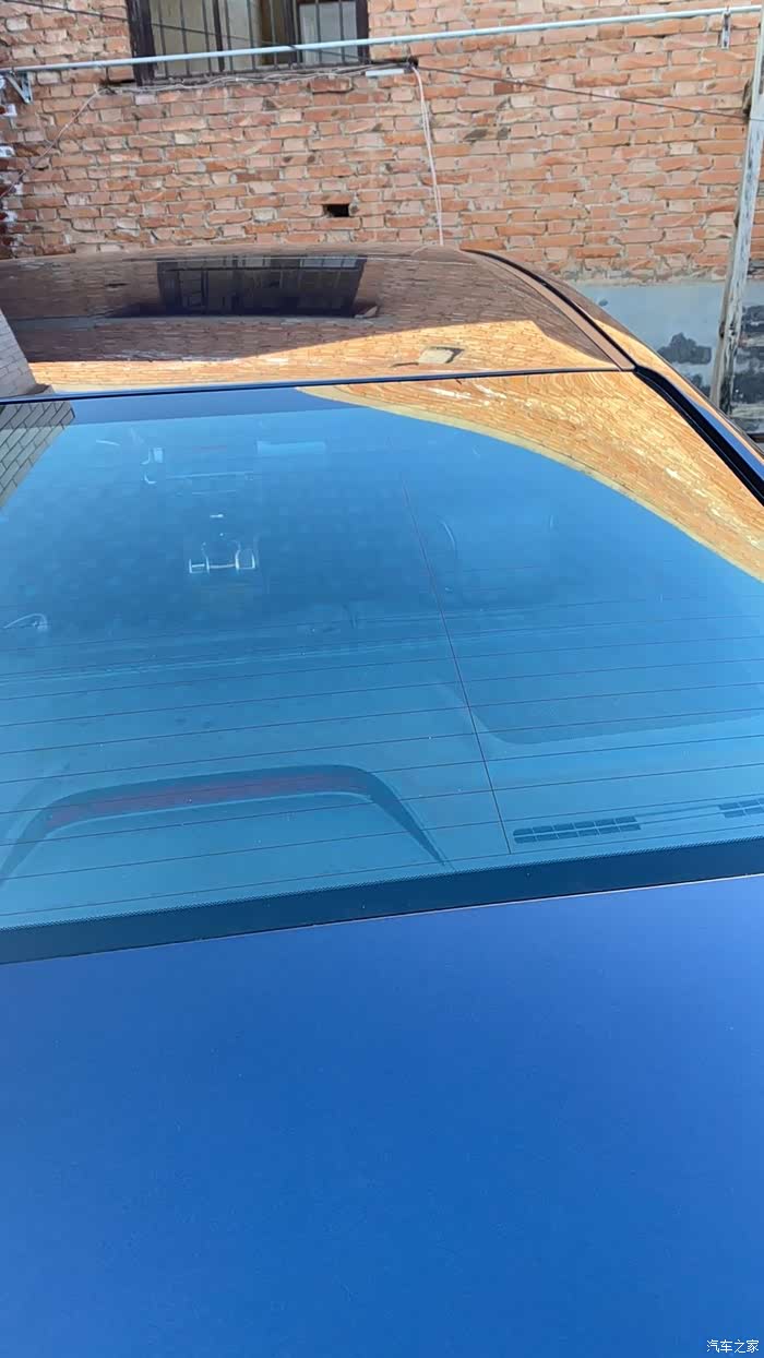 【图】早晨看到的,后挡风玻璃整整齐齐的白斑_思域论坛_汽车之家论坛