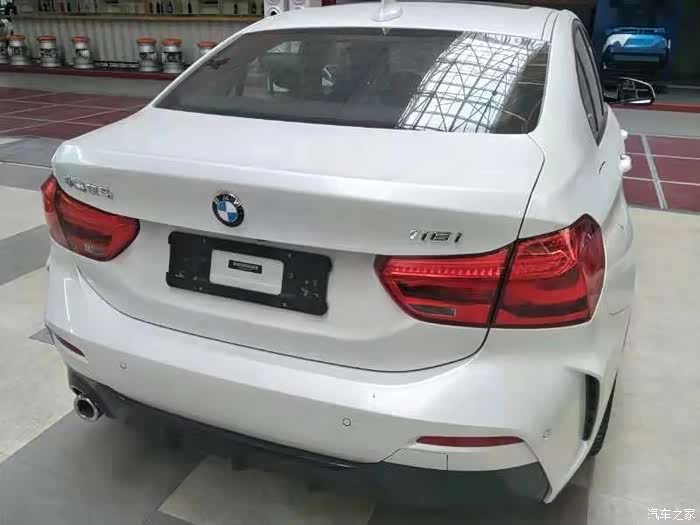 95后人生首车---宝马118i提车记1