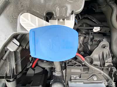 玻璃水水壶.正常添加玻璃水就行,不建议加水.