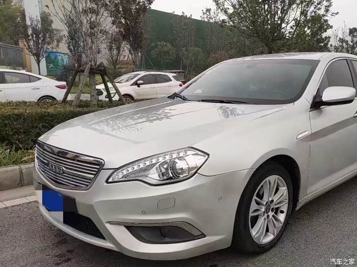 请问绅宝d70改萨博车标合法吗