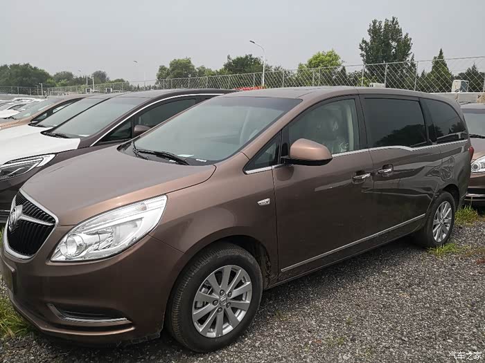 【图】别克gl8 252900檀香金好看吗_别克gl8论坛_汽车之家论坛