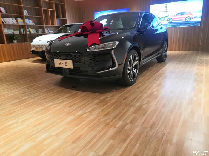 始于颜值迷于性能赛力斯sf5提车作业