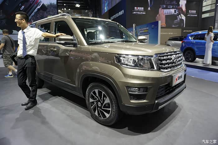 111 | 回复: 4 吉利gx7论坛 2018成都车展-恬恬赏车记之----x70a.