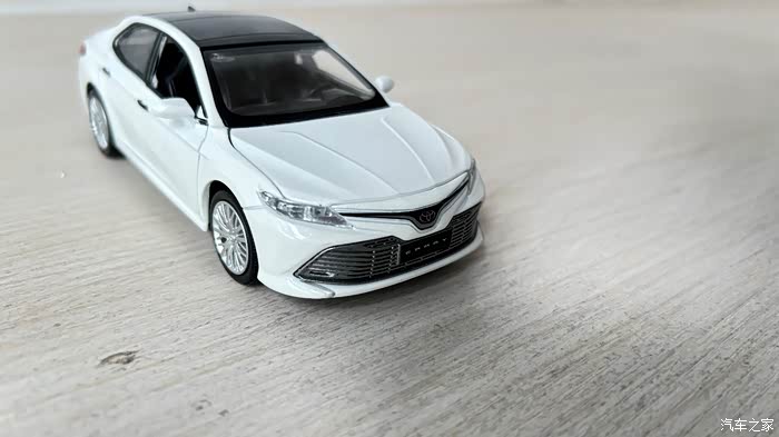 【图】用镜头记录,凯美瑞1:18的精品车模型_凯美瑞论坛_汽车之家论坛