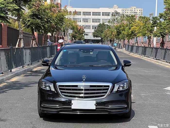 18年奔驰s350l豪华版