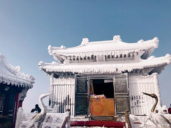 【人·車·生活,一起戰疫】 武當山上 如畫雪景