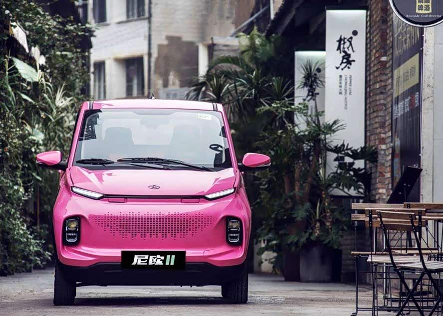 尼欧的外观设计非常个性,前脸整体比较年轻犀利_奔奔e-star论坛_汽车