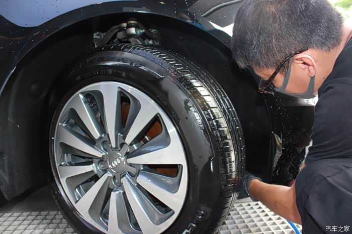 a6l车身精细清洗过程