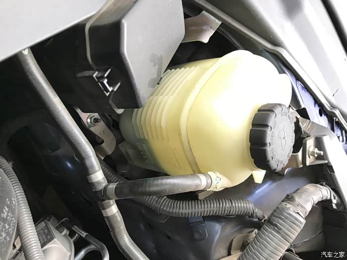 难道是漏防冻液?