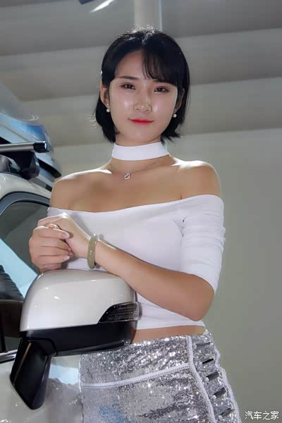 车展随拍;香车美女 之 斯巴鲁展台模特【支持云南论坛】